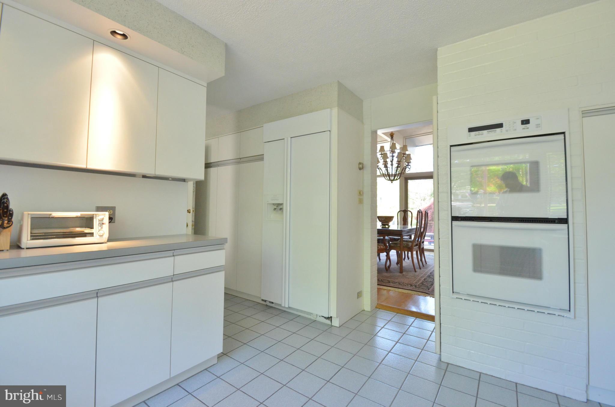 8312 Burning Wood Road Baltimore, MD 21208 - Photo 10 of 30 Kitchen