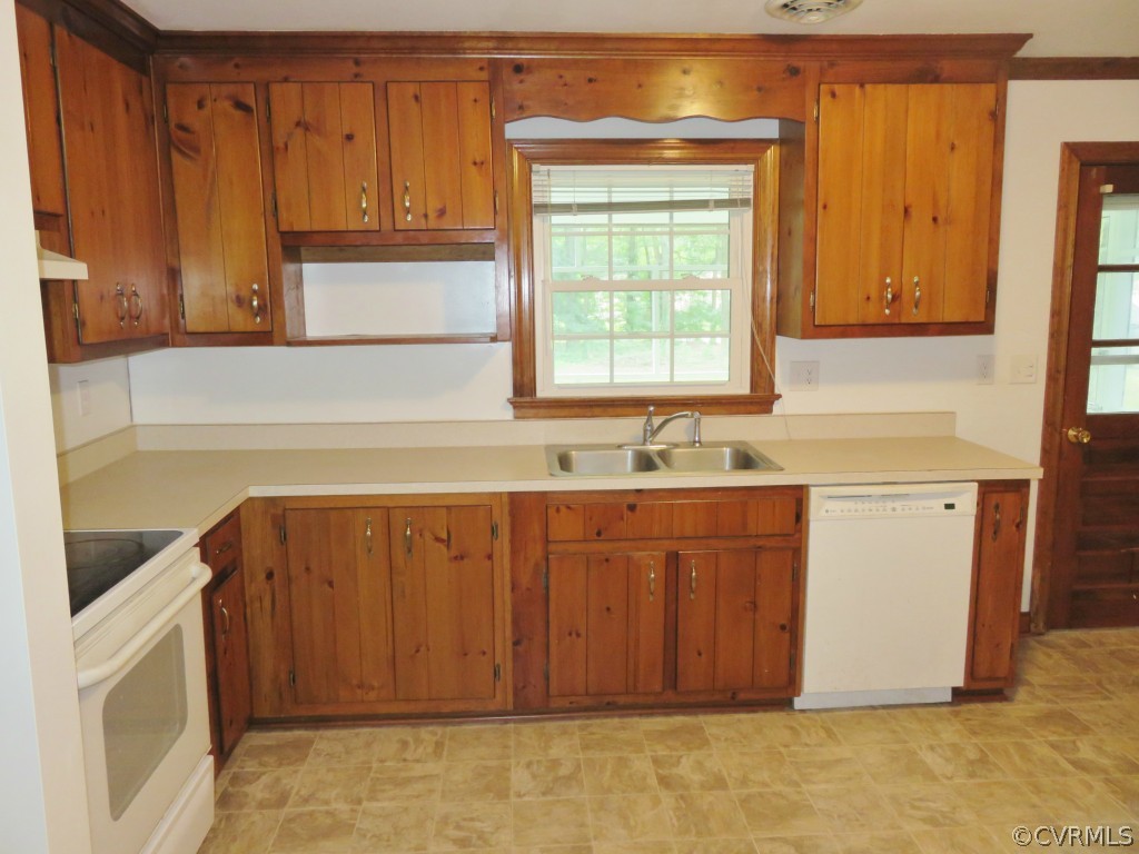 203 Riva Ridge Circle Sandston, VA 23150 - Photo 5 of 13 Gallery Image 5