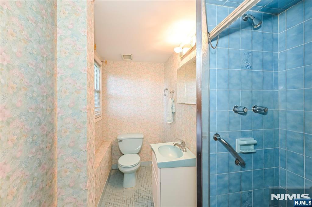 133 Cypress Road Dumont, NJ 07628 - Photo 29 of 37 Gallery Image 29