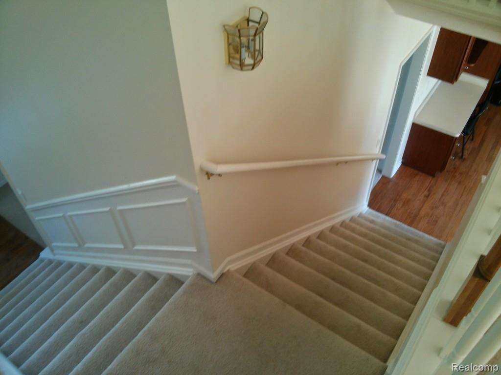 595 Bliss Drive Rochester, MI 48307 - Photo 8 of 56 IMG_20140828_162728.jpg