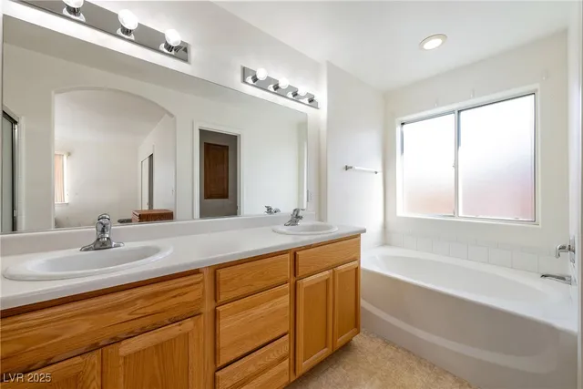 $330,000 | 90 Mondale Court, Pahrump, NV 89048