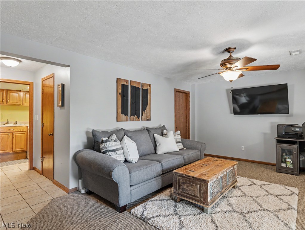 408 Abbyshire Road Akron, OH 44319 - Photo 25 of 33