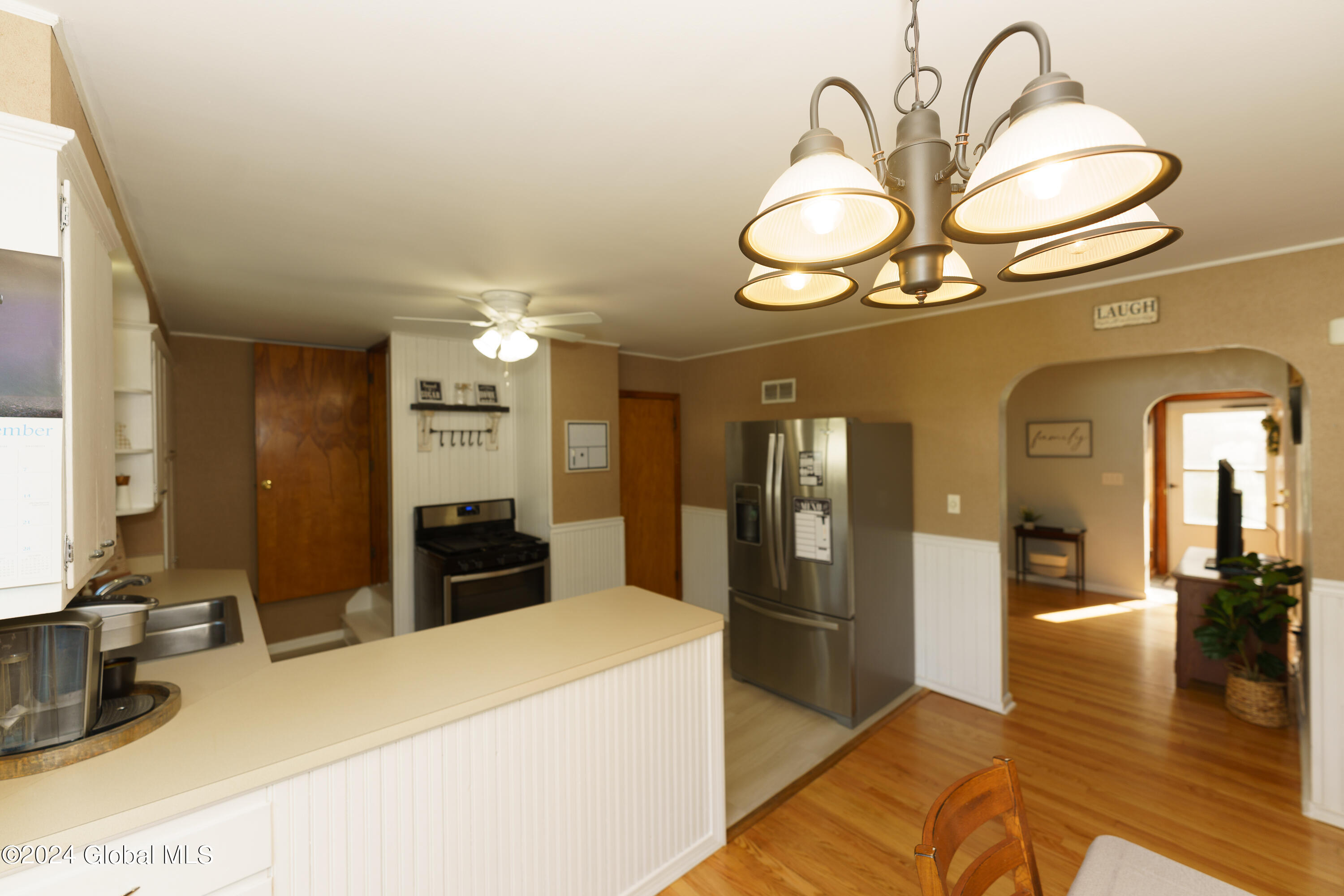 372 East Campbell Road Schenectady, NY 12303 - Photo 8 of 40 Kitchen