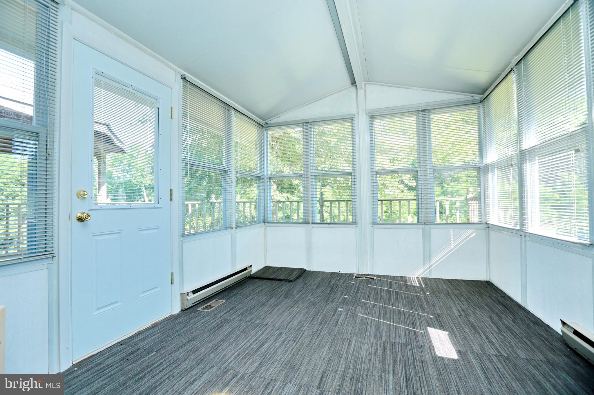 17809 Horsehead Road Brandywine, MD 20613 - Photo 22 of 30 Screened Porch