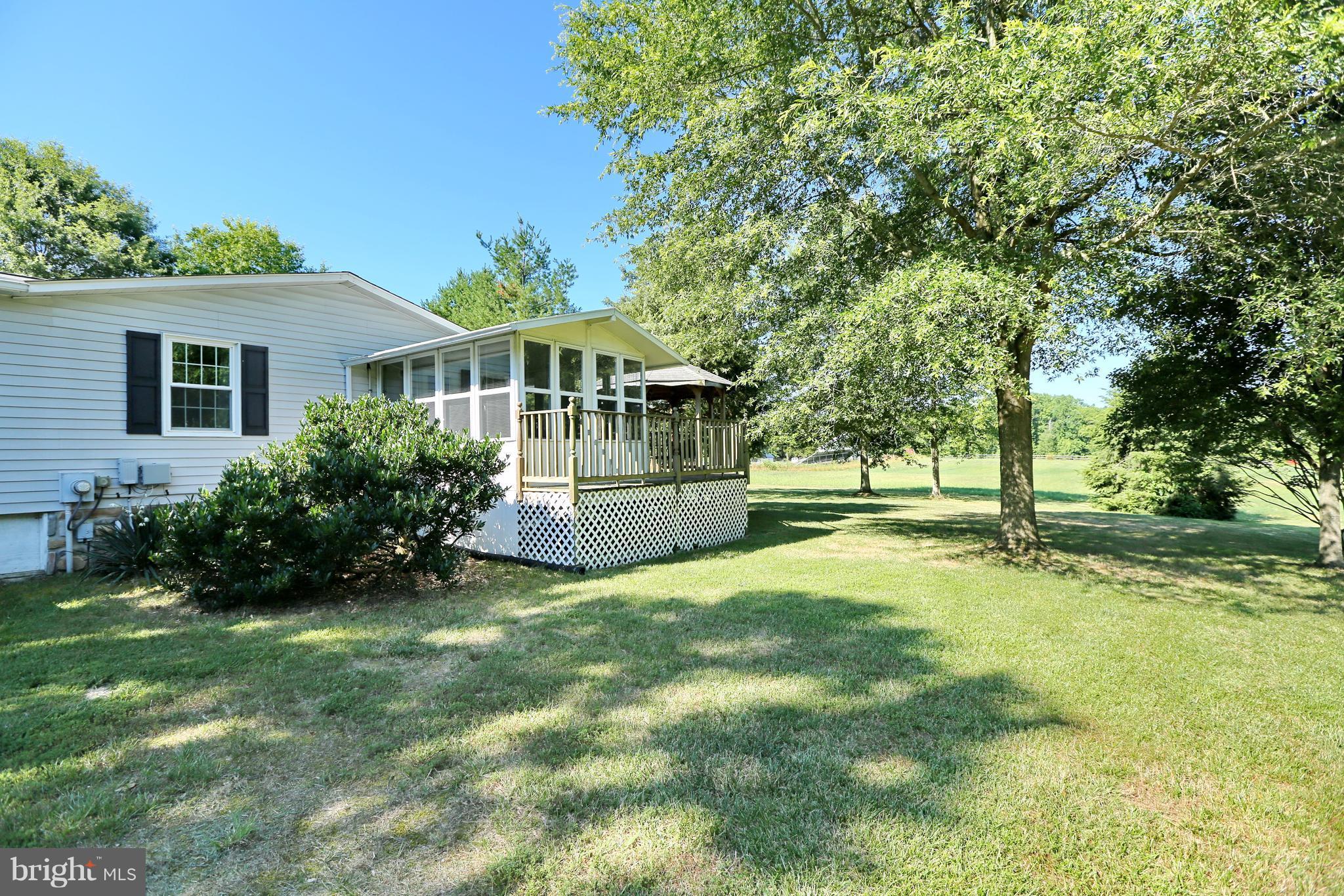 17809 Horsehead Road Brandywine, MD 20613 - Photo 28 of 30 Side Yard