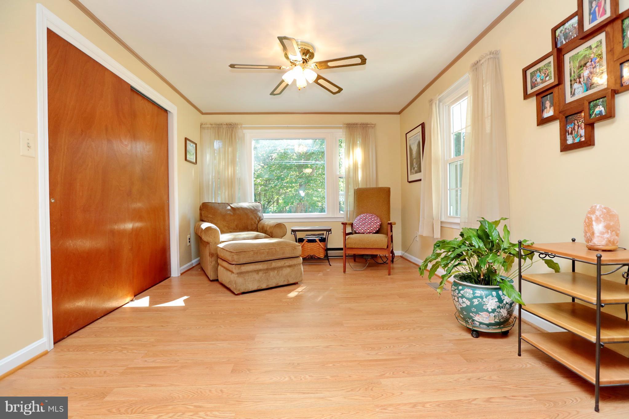 17809 Horsehead Road Brandywine, MD 20613 - Photo 7 of 30 Extra Sitting/Office Area in Living Room