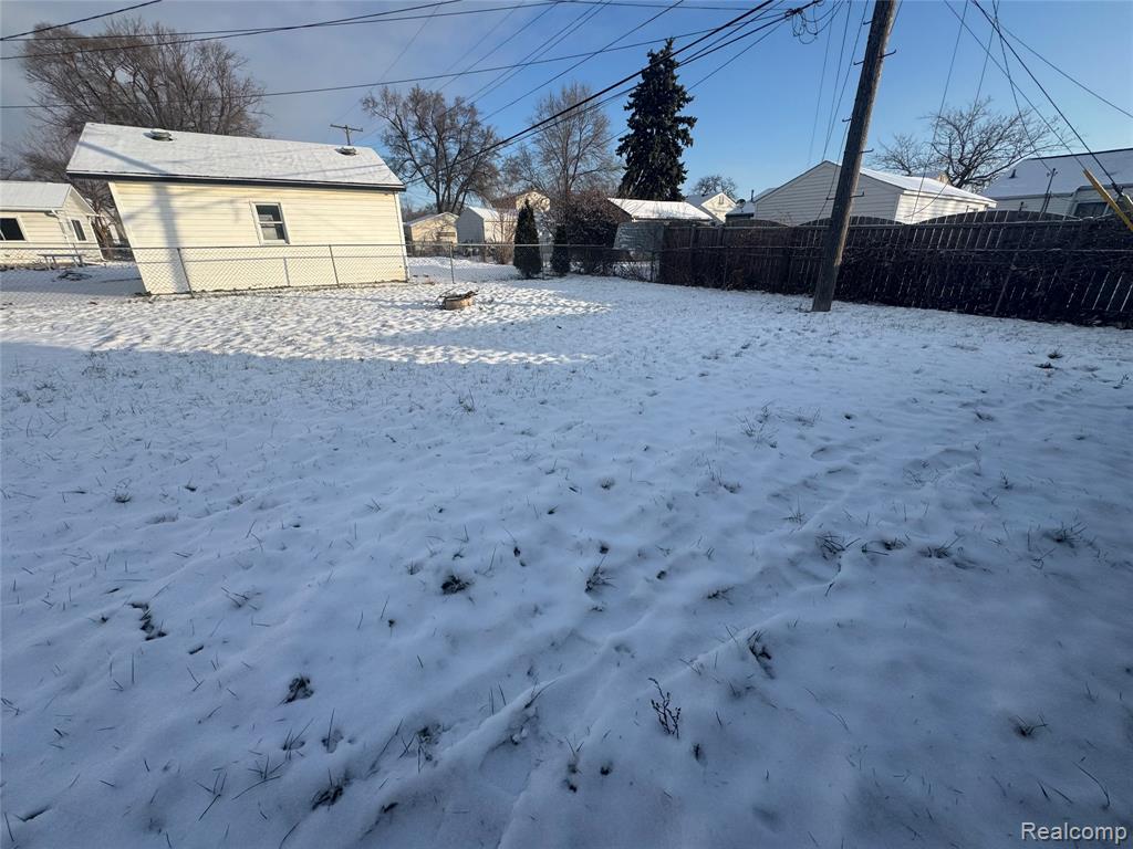 25118 Rosenbusch Boulevard Warren, MI 48089 - Photo 5 of 20 Gallery Image 5