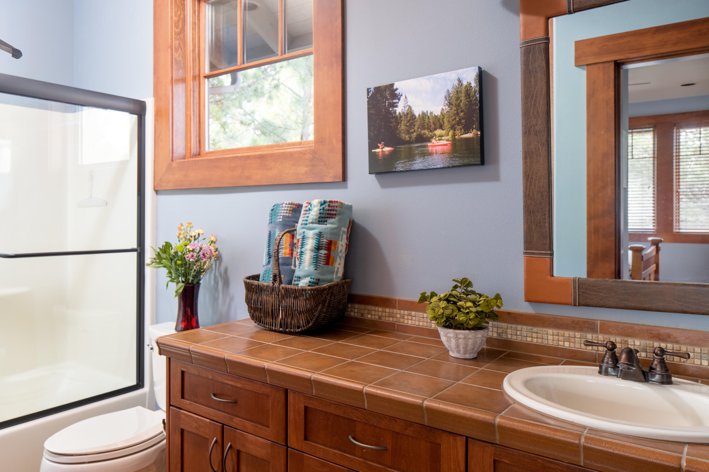 56688 Dancing Rock Loop Bend, OR 97707 - Photo 15 of 26 13 Junior En Suite Bath