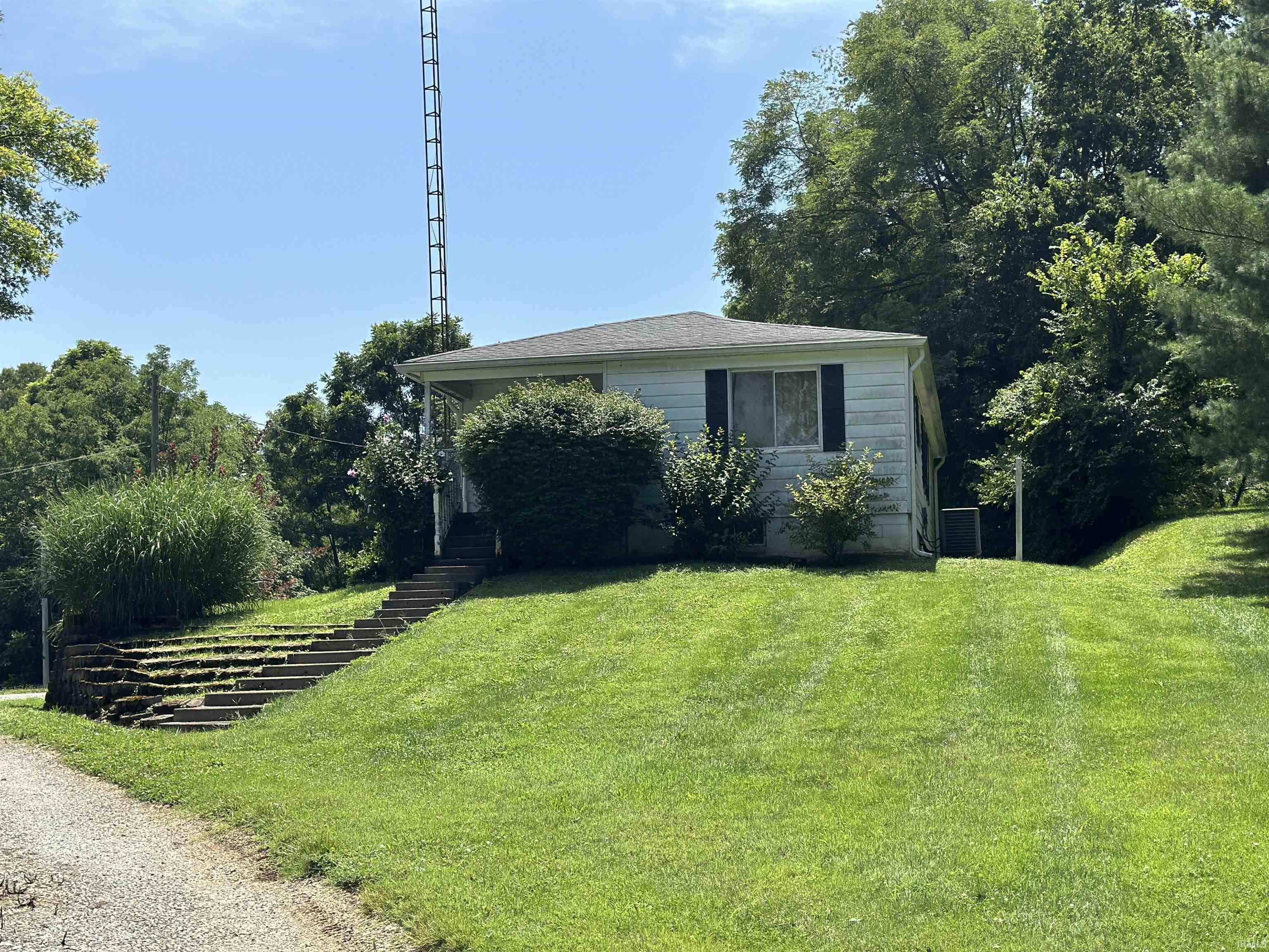 573 West Hobart Road Bloomington, IN 47403 - Photo 1 of 13 Gallery Image 1