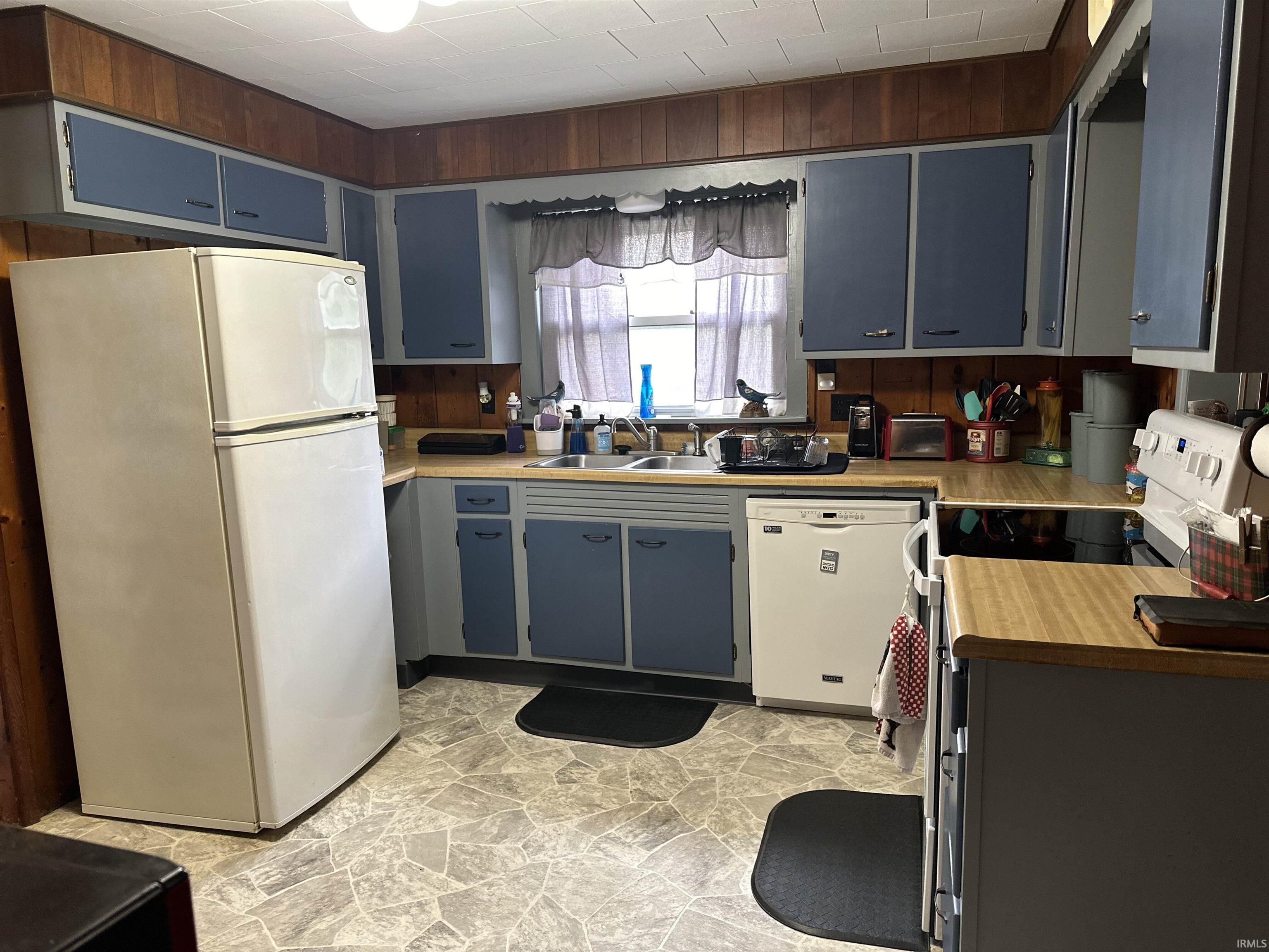 573 West Hobart Road Bloomington, IN 47403 - Photo 8 of 13 Gallery Image 8