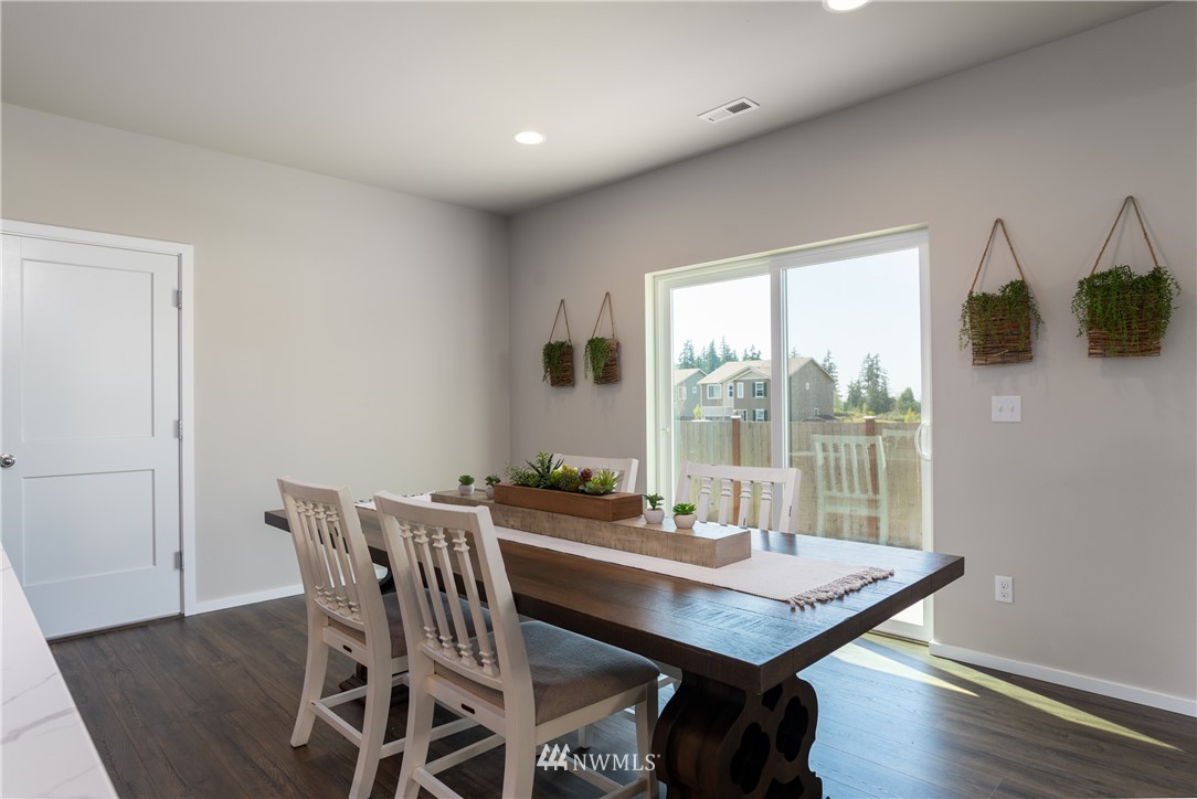 3344 Inverness Street Mount Vernon, WA 98273 - Photo 10 of 33 Gallery Image 10