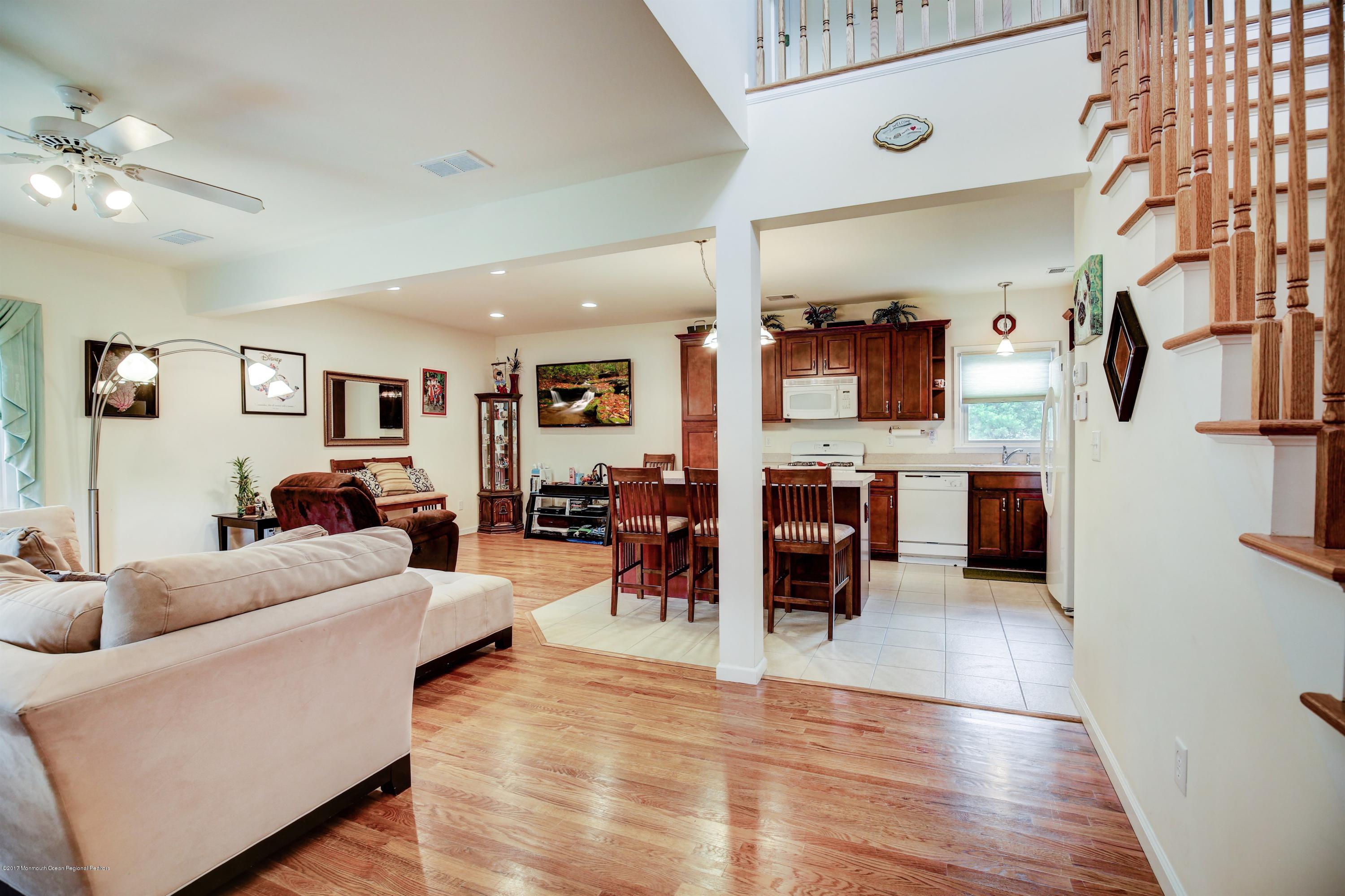 136 Crine Road Morganville, NJ 07751 - Photo 24 of 36 027_First Floor