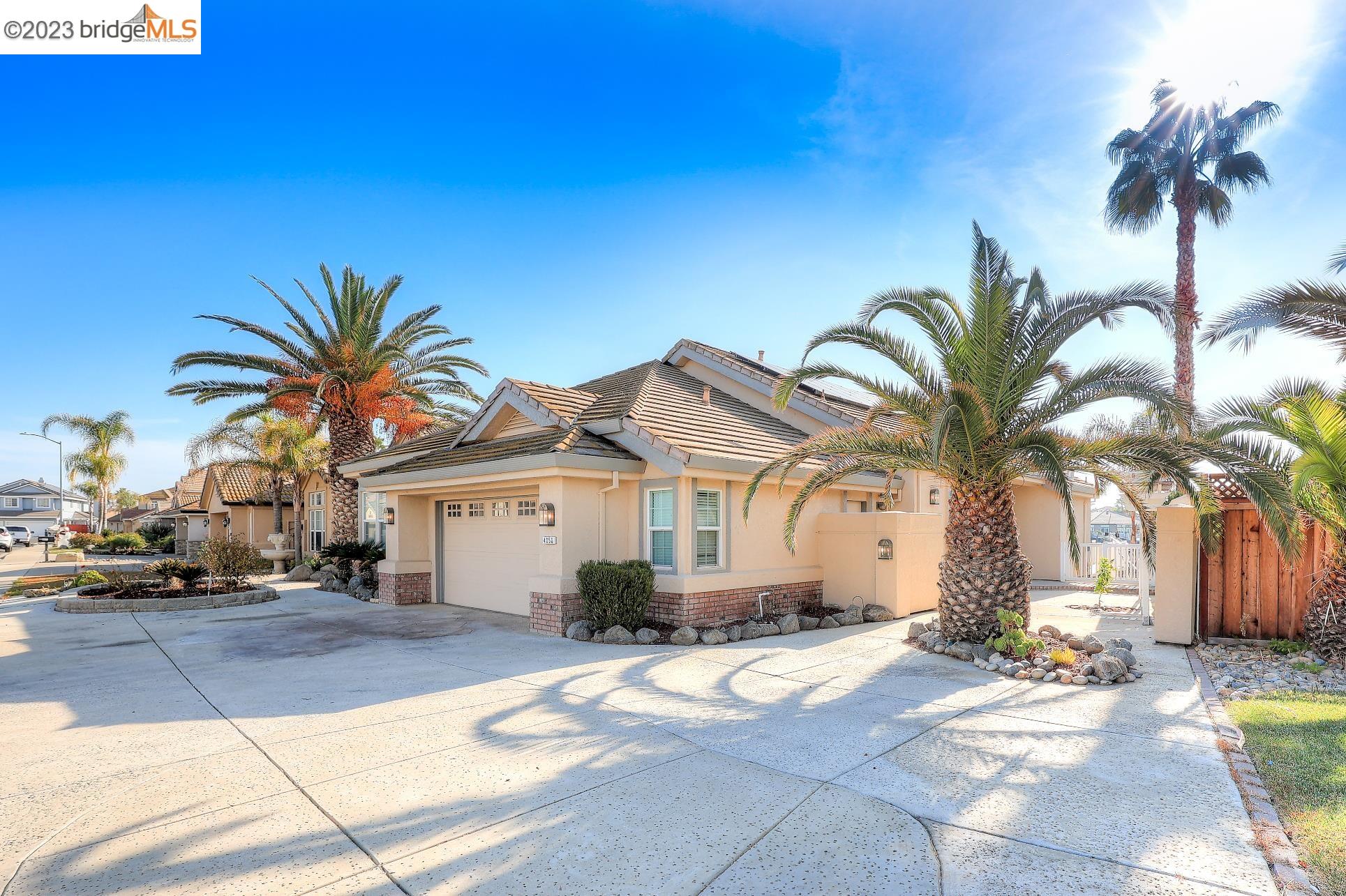 4050 Pier Point, Unit 100 Discovery Bay, CA 94505 - Photo 7 of 60 a view of a house with a patio