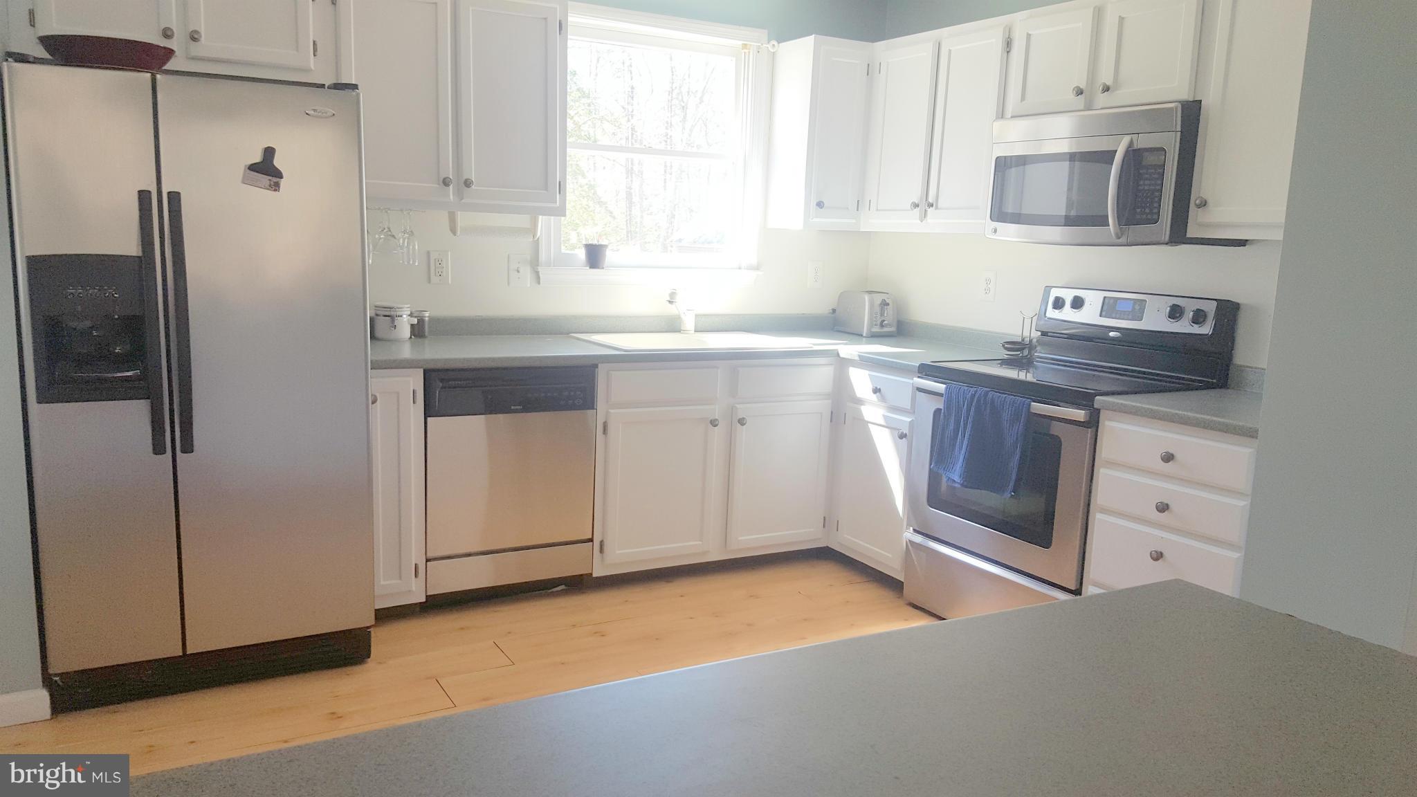 22091 Point Lookout Road Leonardtown, MD 20650 - Photo 3 of 30 Kitchen