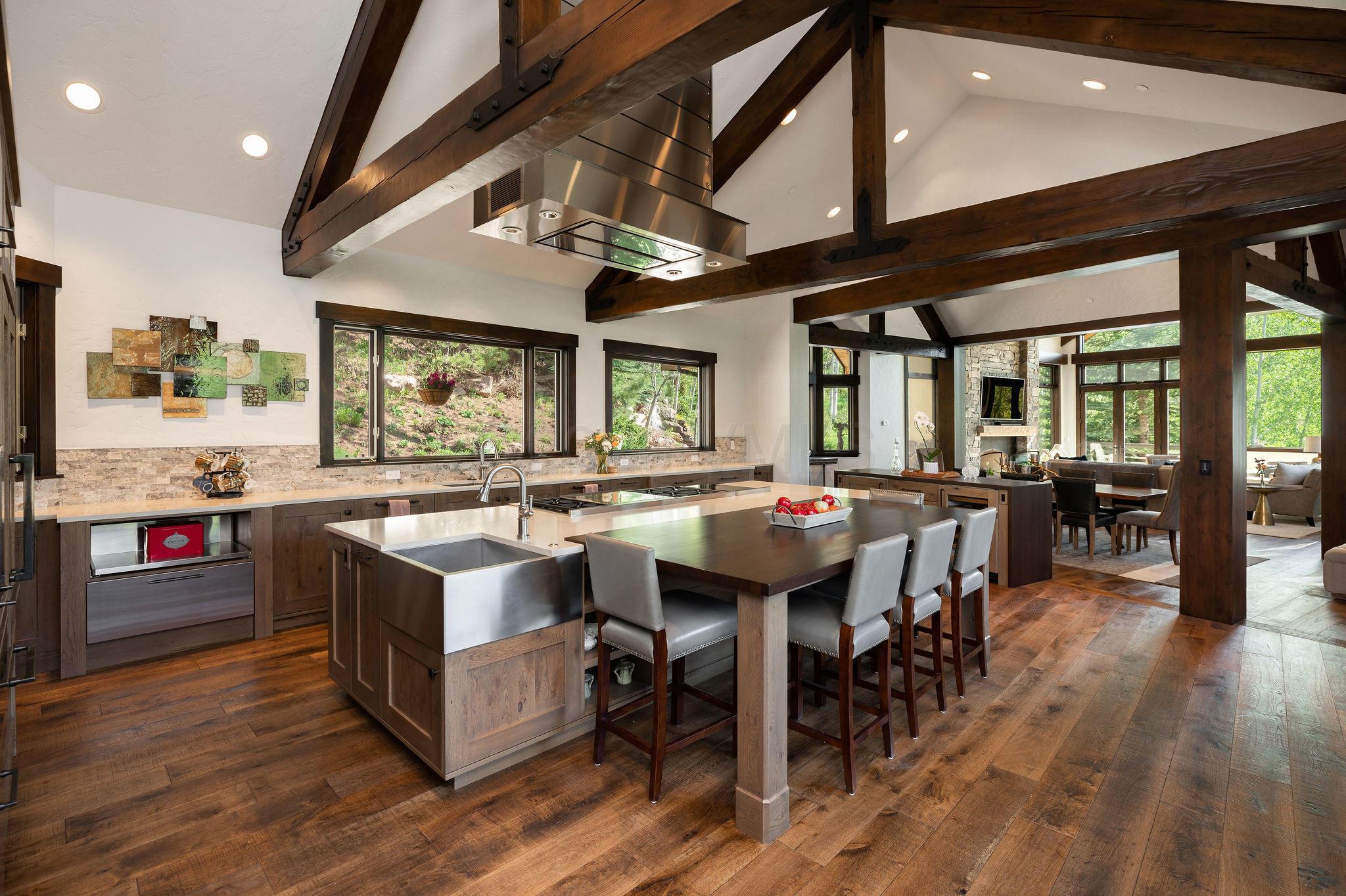 1487 Buffehr Creek Road Vail, CO 81657 - Photo 5 of 32 Kitchen