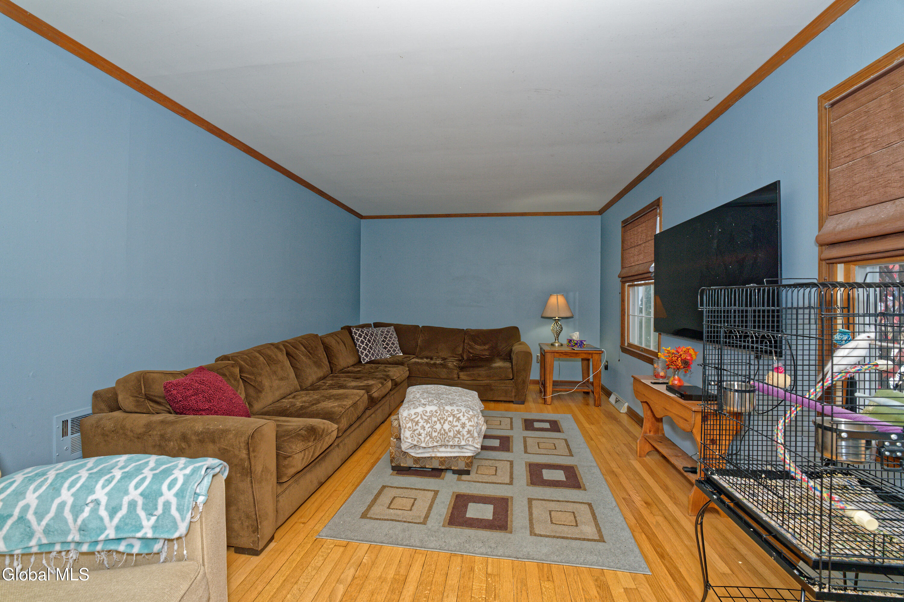 8 Raspberry Drive Malta, NY 12020 - Photo 17 of 45 2 Livingroom 2