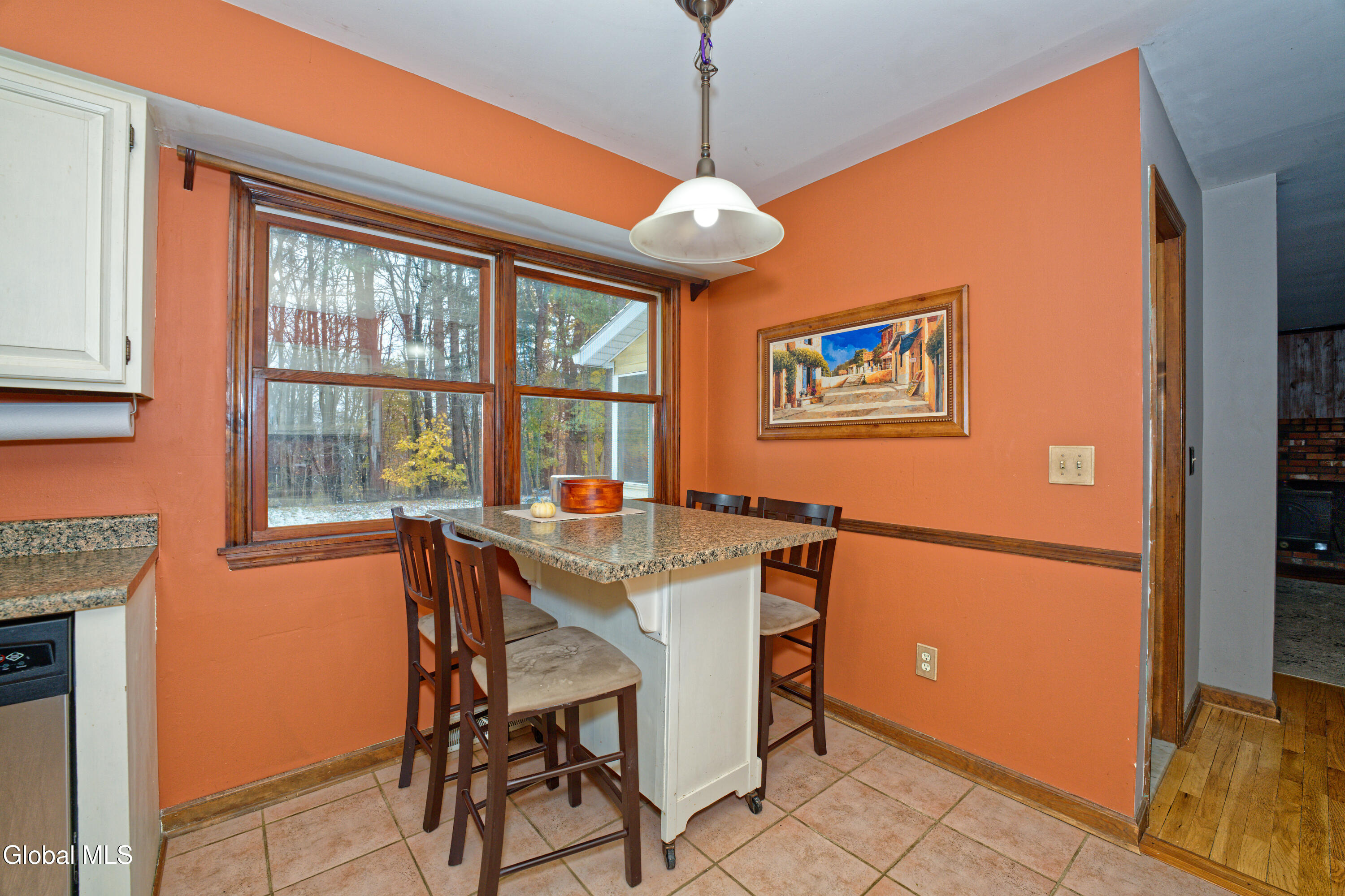 8 Raspberry Drive Malta, NY 12020 - Photo 23 of 45 4 Kitchen 4