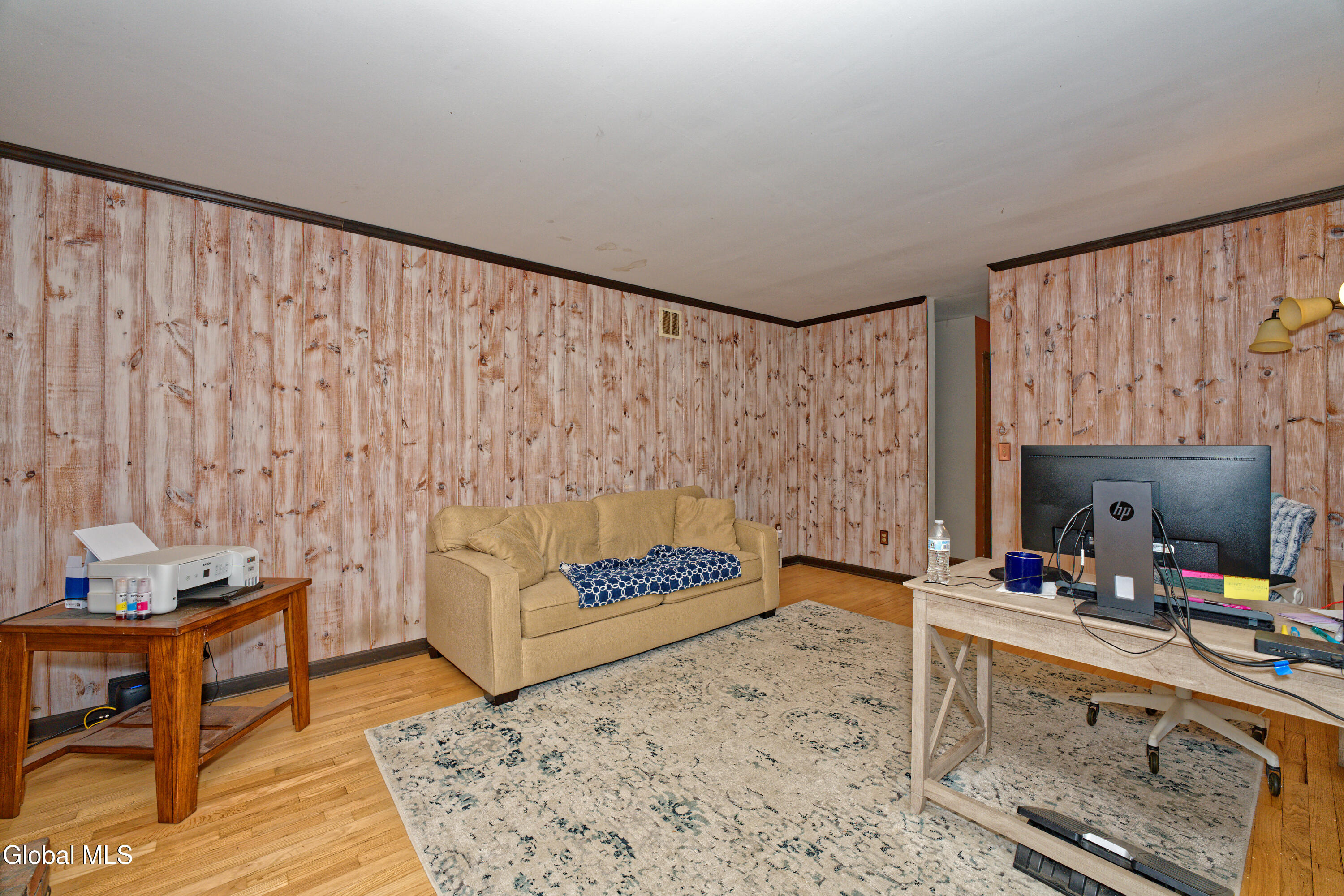 8 Raspberry Drive Malta, NY 12020 - Photo 26 of 45 5 Familyroom 3