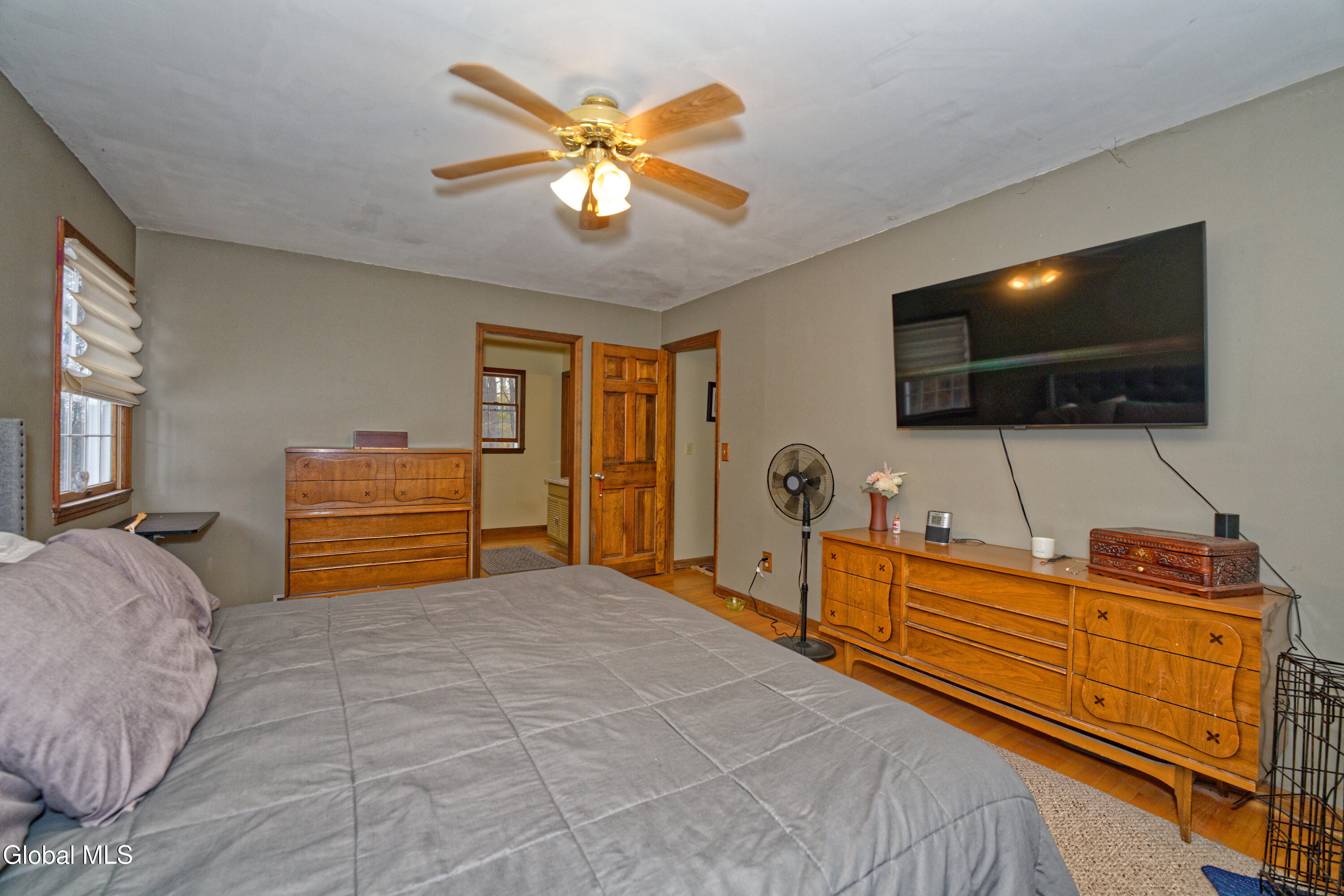 8 Raspberry Drive Malta, NY 12020 - Photo 29 of 45 7 Master 2