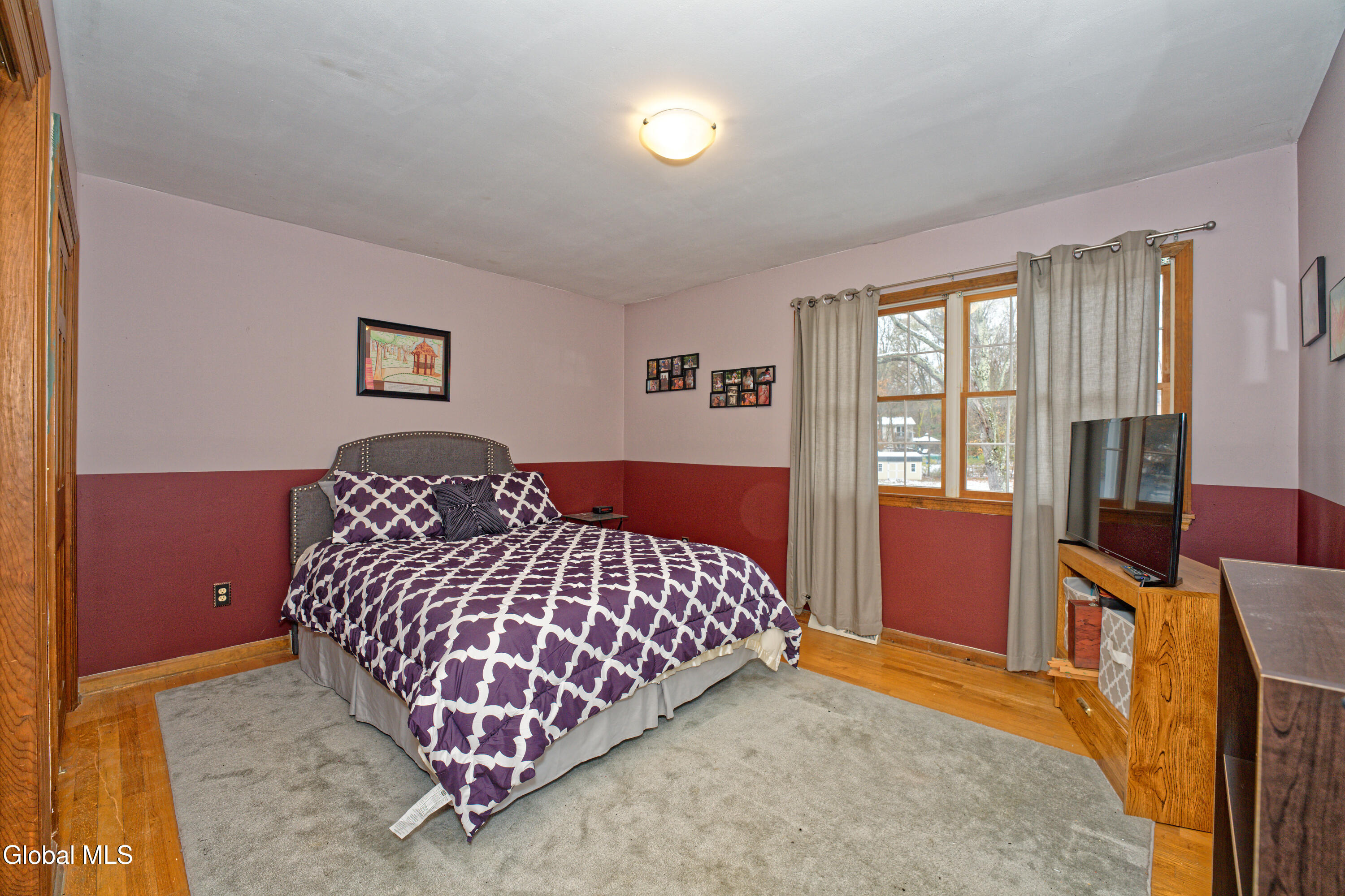 8 Raspberry Drive Malta, NY 12020 - Photo 34 of 45 8 Bedroom