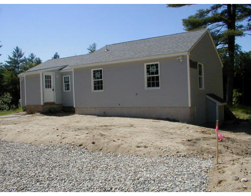 143 Danville Road Fremont, NH 03044 - Photo 1 of 1