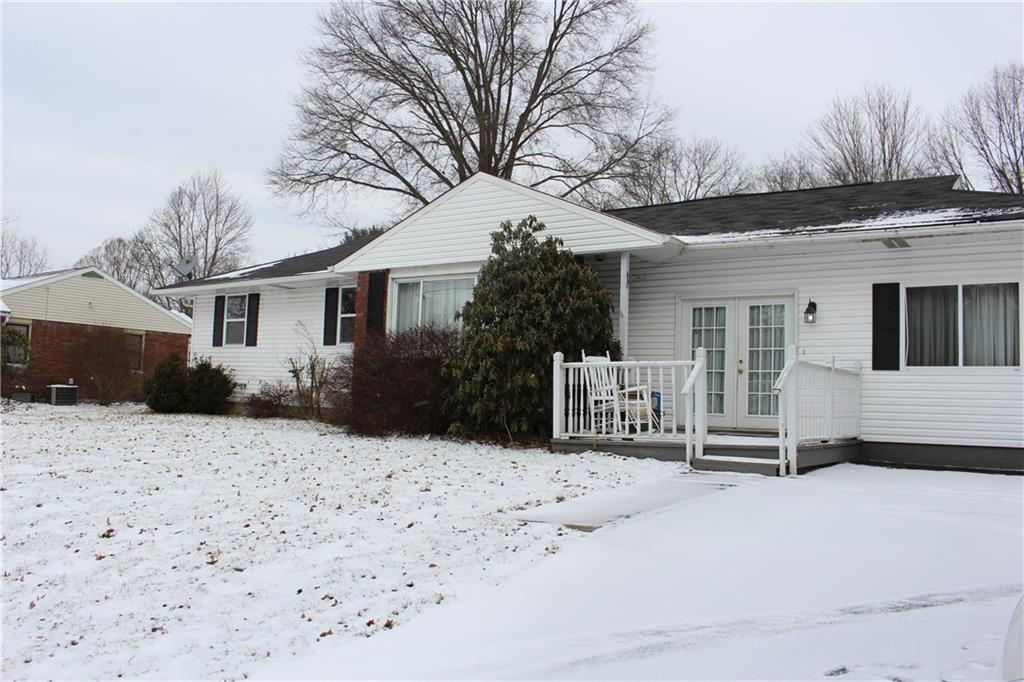 2204 Pulaski Road New Castle, PA 16105 - Photo 1 of 14