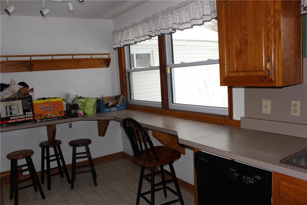 2204 Pulaski Road New Castle, PA 16105 - Photo 7 of 14