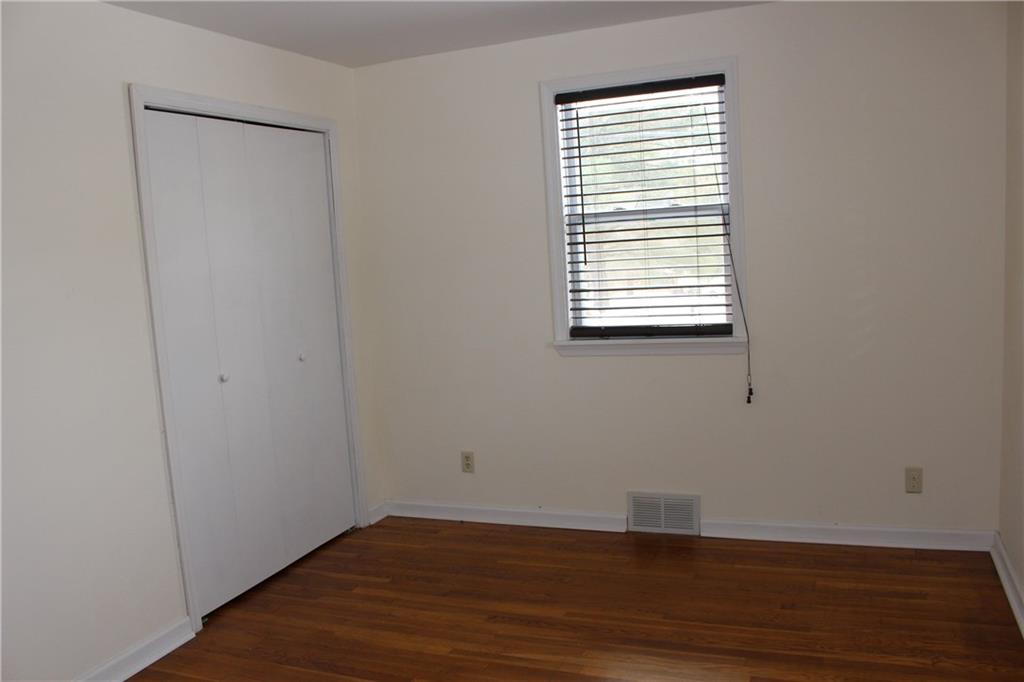 2204 Pulaski Road New Castle, PA 16105 - Photo 10 of 14