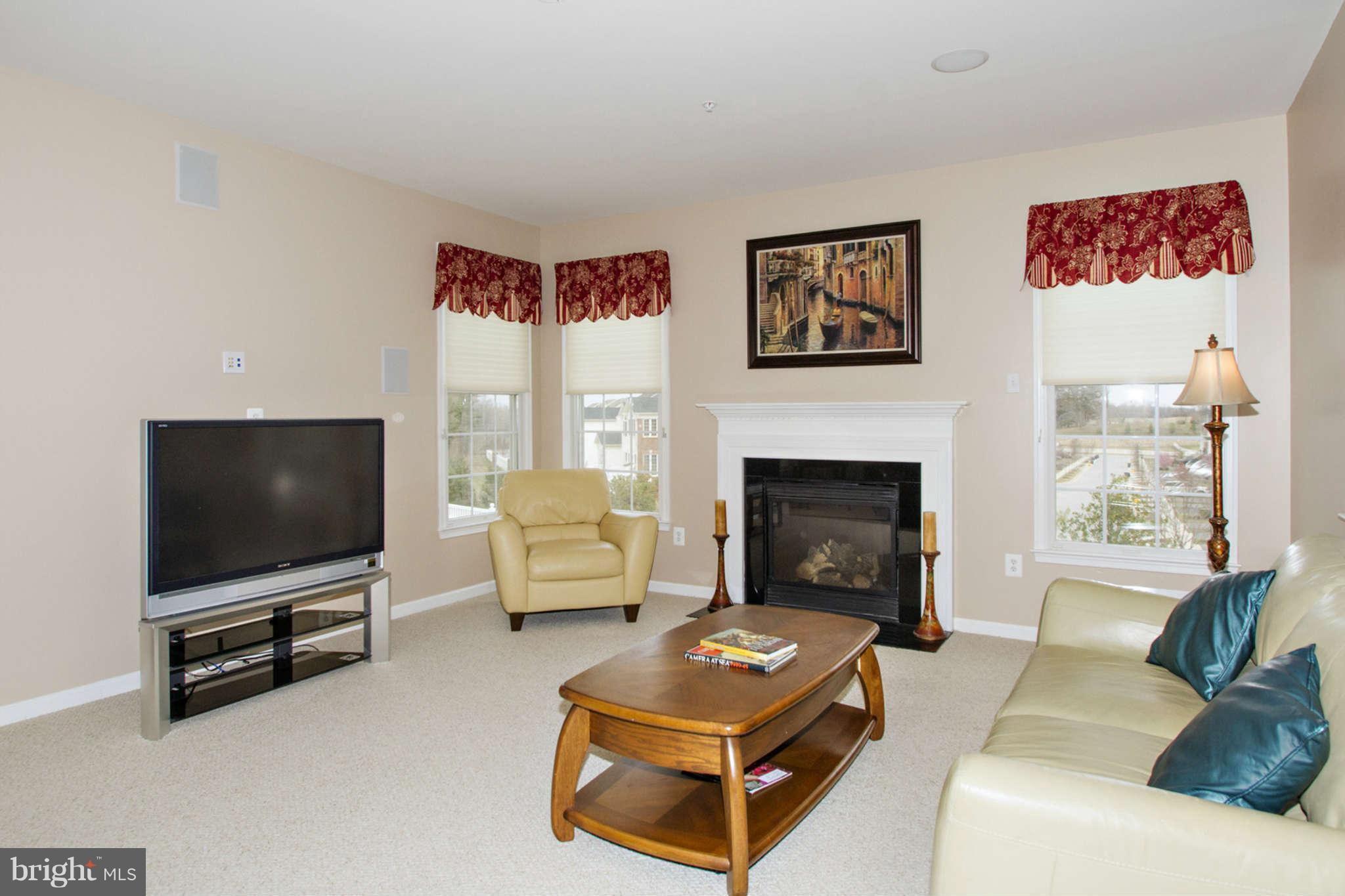 4304 Bridle Ridge Road Upper Marlboro, MD 20772 - Photo 15 of 30 Family Room