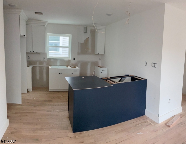 307 Chilton Street Elizabeth, NJ 07208 - Photo 5 of 9