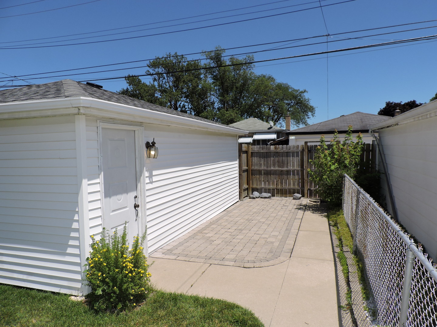 8627 South Kostner Avenue Chicago, IL 60652 - Photo 22 of 29