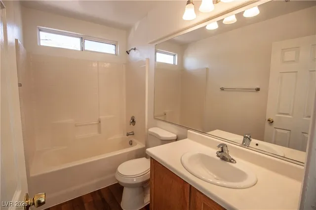 $1,974 | 5312 Las Cruces Heights Street, North Las Vegas, NV 89081