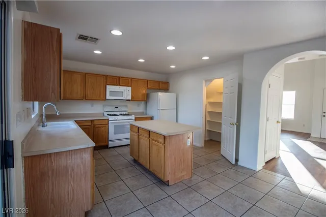 $1,974 | 5312 Las Cruces Heights Street, North Las Vegas, NV 89081