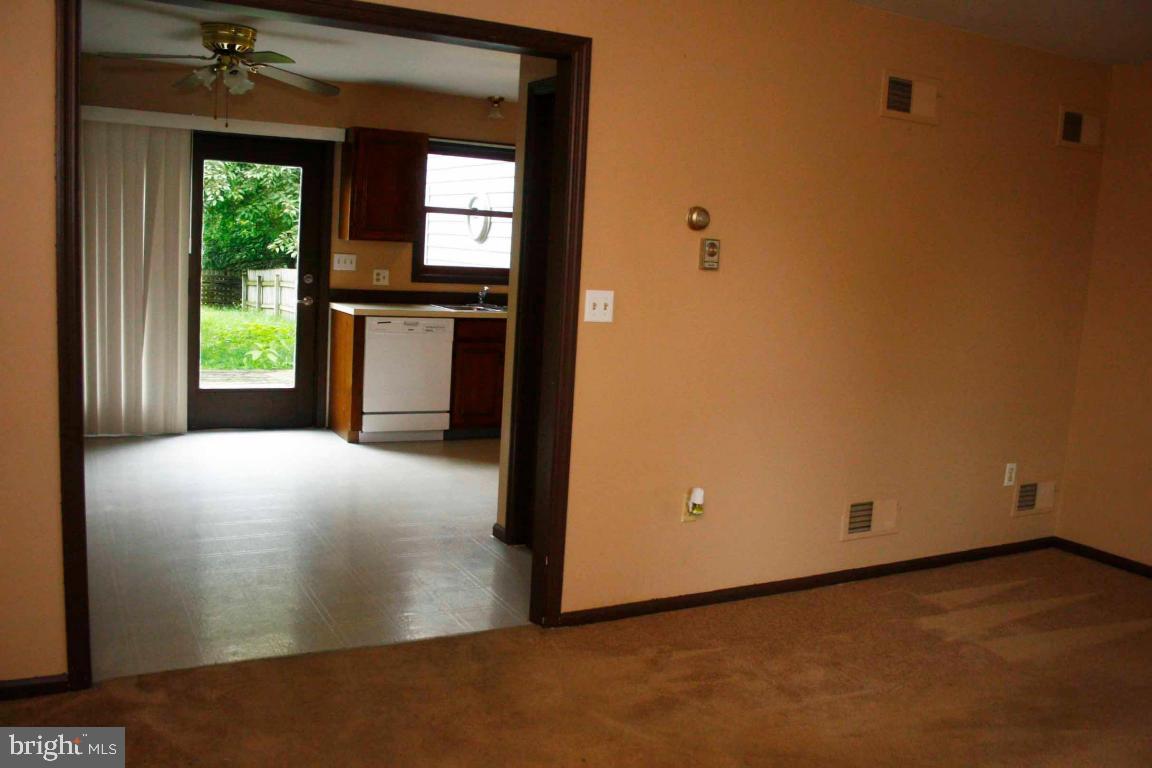 7 Pheasant Lane Lititz, PA 17543 - Photo 5 of 11