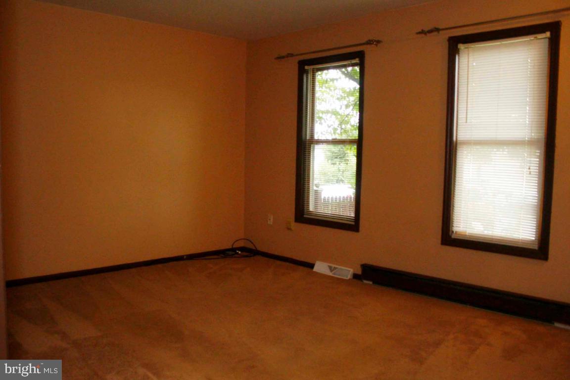 7 Pheasant Lane Lititz, PA 17543 - Photo 8 of 11