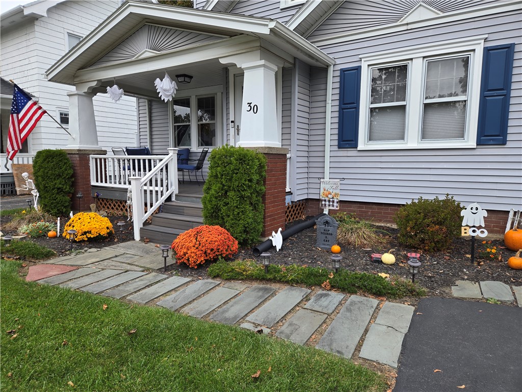 30 Garford Road Irondequoit, NY 14622 - Photo 2 of 50