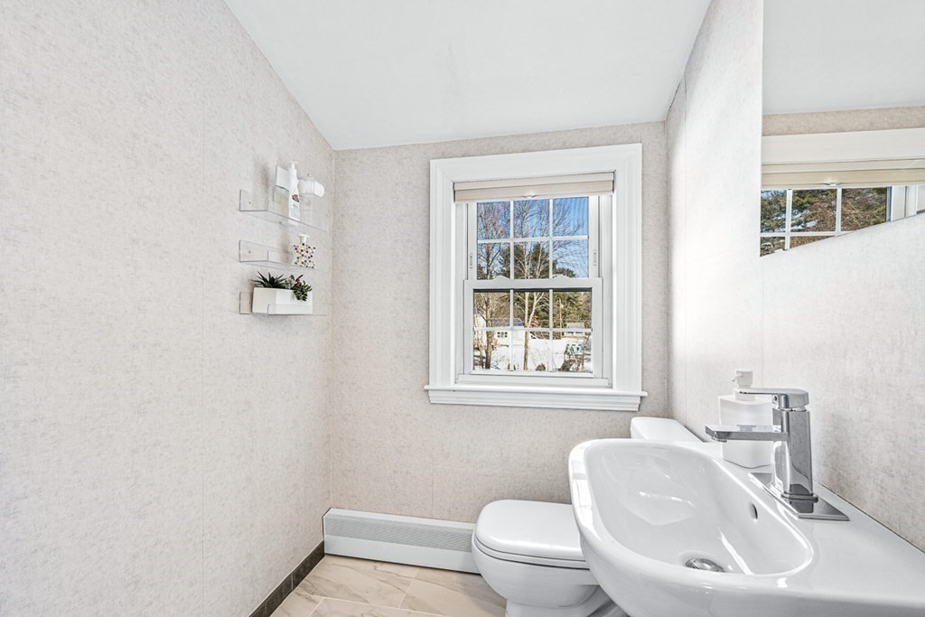 26 Stonebrook Road Sudbury, MA 01776 - Photo 14 of 20