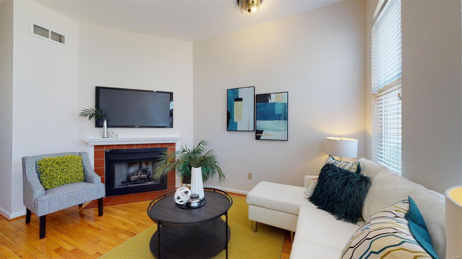 2321 Rutger Street, Unit E St. Louis, MO 63104 - Photo 6 of 35 Gallery Image 6