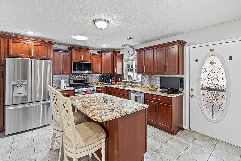 1063 Ridgewood Drive Waterloo, SC 29384 - Photo 4 of 22