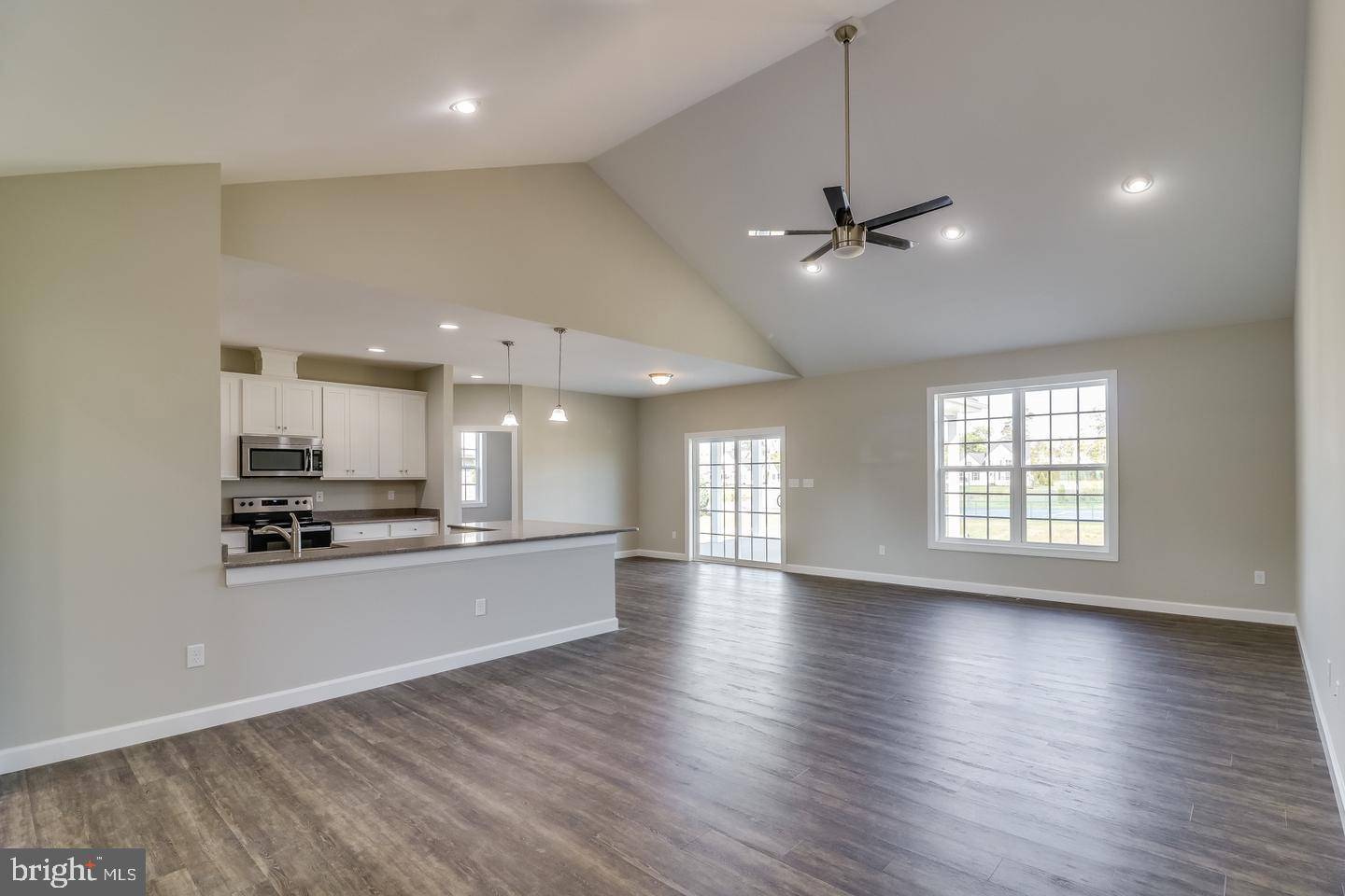 6610 Whiteleysburg Road Harrington, DE 19952 - Photo 3 of 16 Great Room