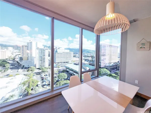$5,500 | 1555 Kapiolani Boulevard, Unit 1012, Honolulu, HI 96814