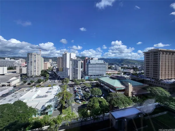 $5,500 | 1555 Kapiolani Boulevard, Unit 1012, Honolulu, HI 96814