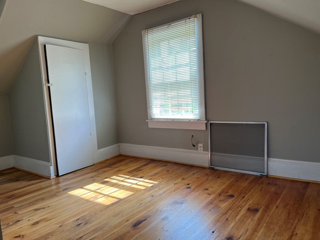 4997 Thornspring Road Pulaski, VA 24301 - Photo 46 of 49 Gallery Image 46