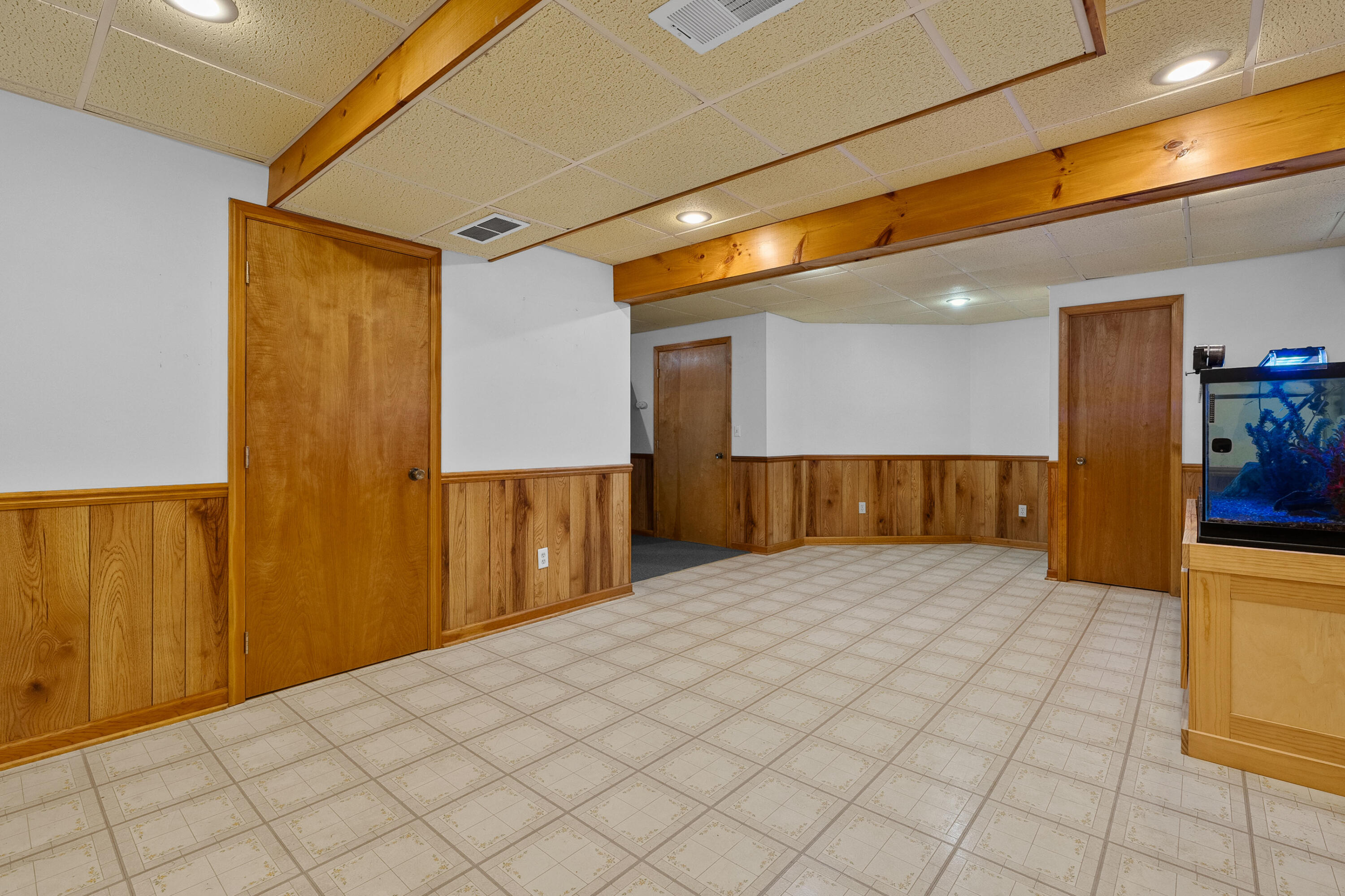 8290 Huff Road Battle Creek, MI 49017 - Photo 32 of 61 Huff Rd 8290 Bellevue 49021-32