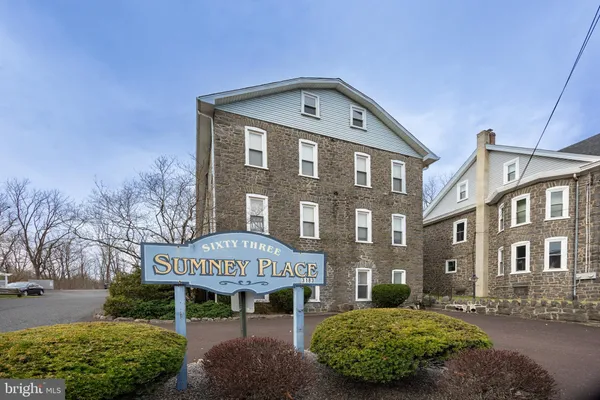 $1,200 | 3183 Main Street, Unit 2, Green Lane, PA 18054