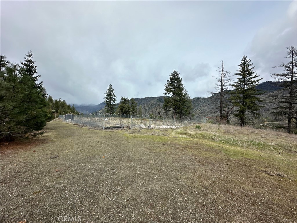 240 Rasmusen Lane Junction City, CA 96048 - Photo 9 of 27