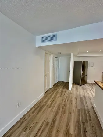 $185,000 | 1301 Northeast Miami Gardens Drive, Unit 521W, Miami, FL 33179