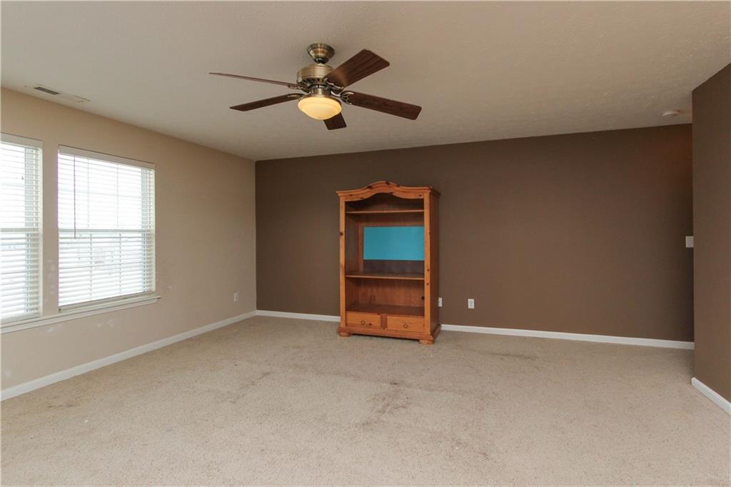 1197 Decatur Lane Greenwood, IN 46143 - Photo 17 of 24 Gallery Image 17