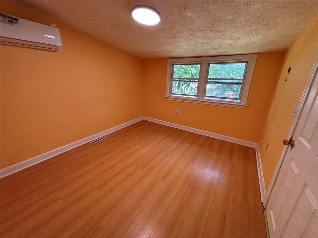 16 Mayor Lane Warwick, RI 02889 - Photo 11 of 20