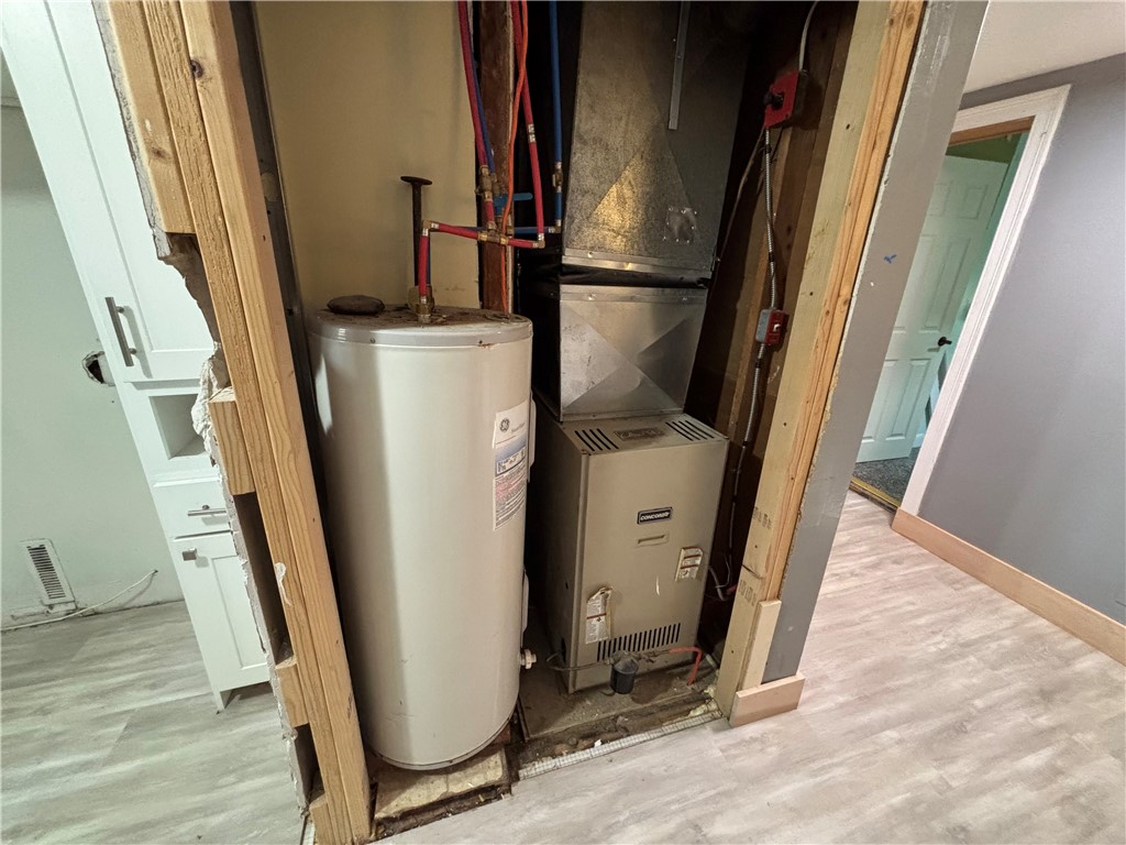 16 Mayor Lane Warwick, RI 02889 - Photo 13 of 20